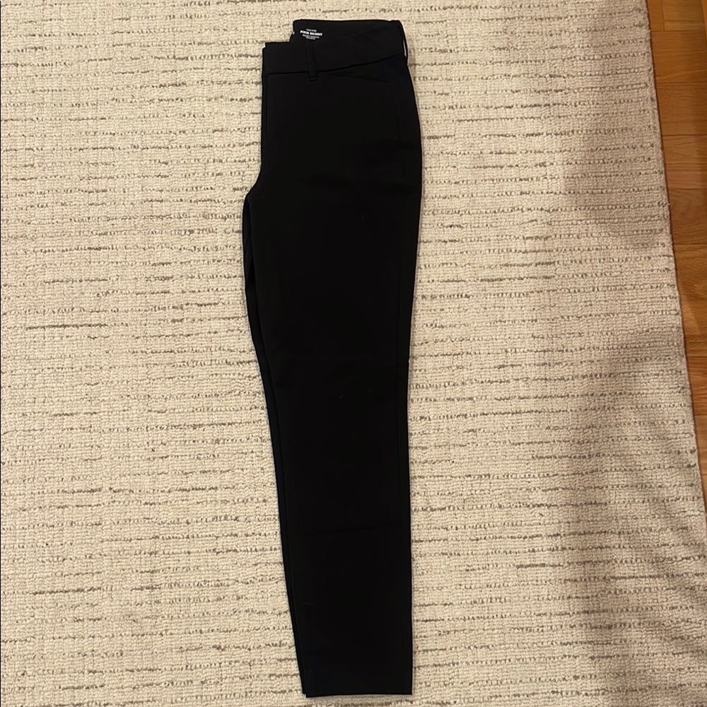 Old Navy high-rise pixie pants